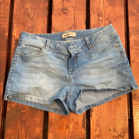 blue spice jean shorts